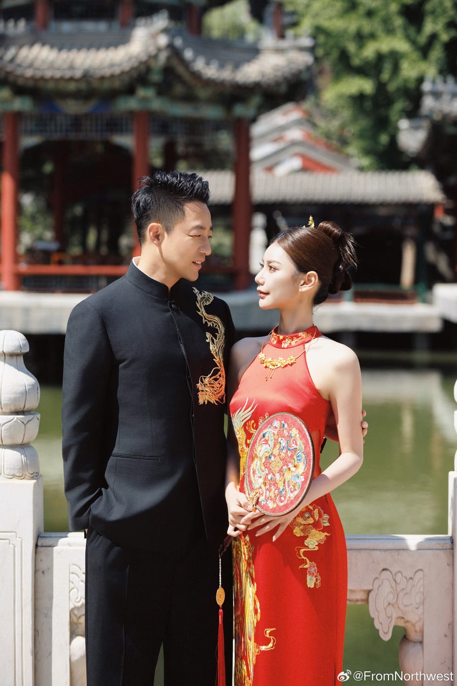 Wang Xiaofei dan Mandy Ma menikah. Foto: Dok. From Northwest/Weibo