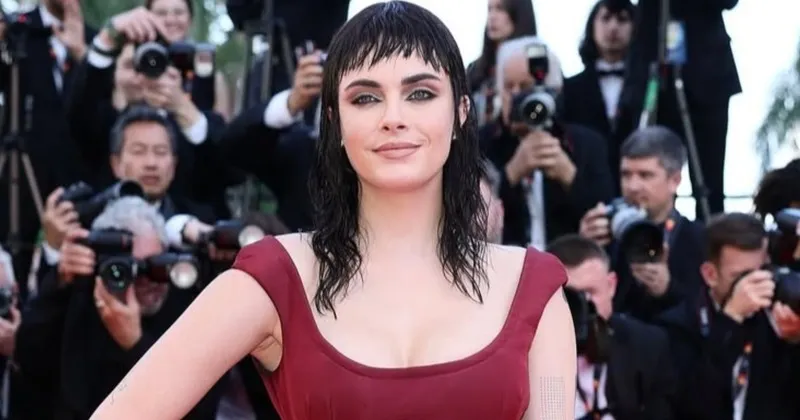 Nyaris Tak Dikenali, Penampilan Baru Cara Delevingne di Cannes 2025