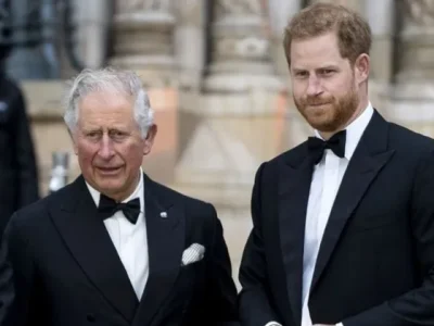 BERSITEGANG: Raja Charles dan Pangeran Harry (Foto: Instagram/eugeniagaravani)
