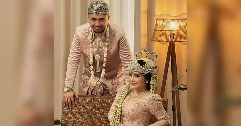 Cantik dan Menawan, Potret Prewedding Mawar AFI Pakai Kebaya Pink