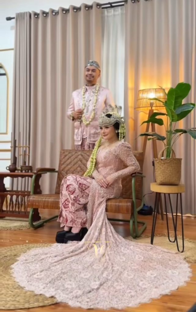 Kedua pasangan tampil serasi (Foto: Instagram/mysamawar)