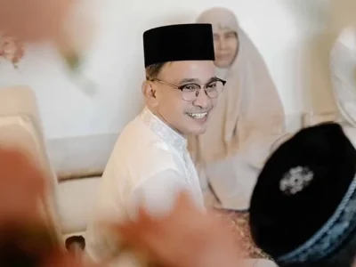 Ruben Onsu saat menggelar Walimatus Safar haji. Foto : Instagram/rubenonsu