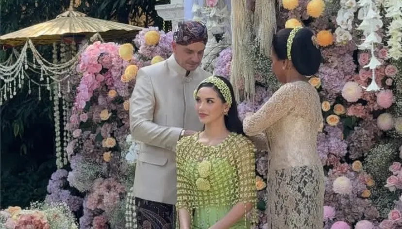 Jelang Menikah, Alyssa Daguise Gelar Acara Pengajian dan Siraman