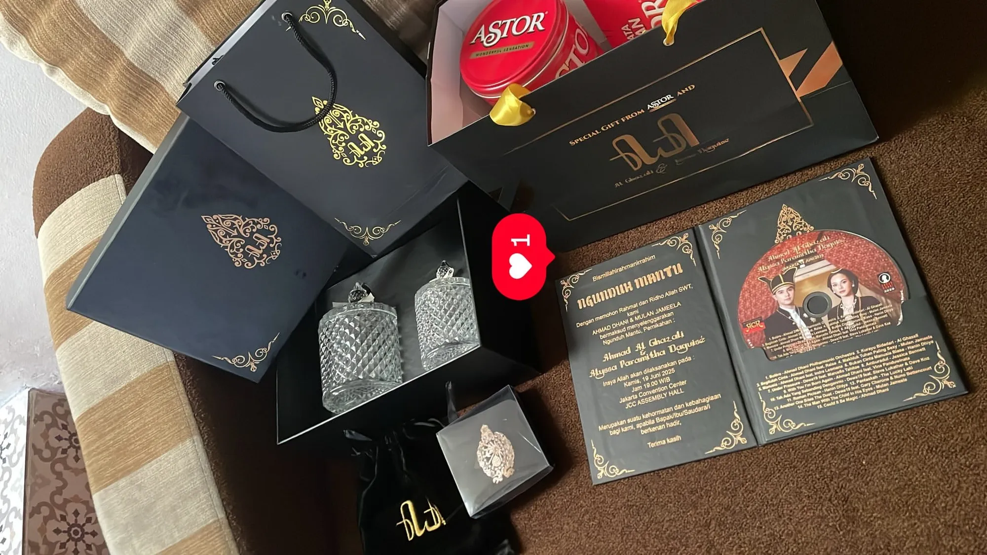  Isi Souvenir Ngunduh Mantu Al Ghazali dan Alyssa Daguise. Foto : instagram/ithonkthongkey