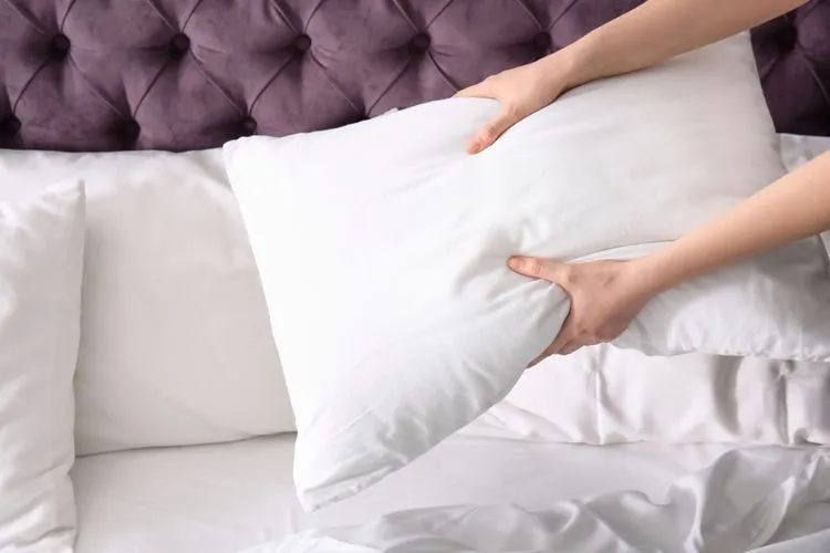 Seminggu Tidak Dicuci, Sarung Bantal Bisa Picu Penyakit Ini