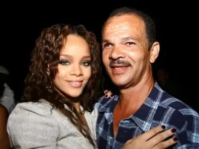 Ayah Rihanna, Ronald Fenty meninggal dunia. Foto: Dok. David Crichlow/Shutterstock via People