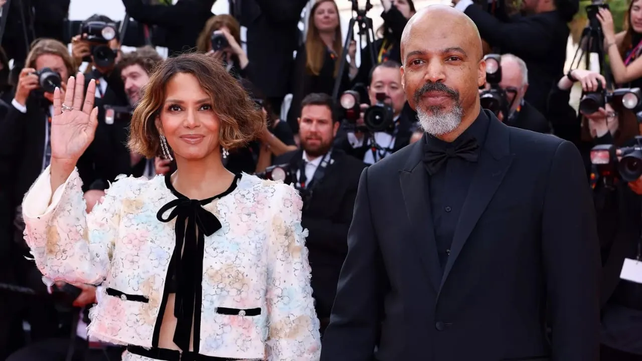 Halle Berry Gantung Lamaran Pacar, Trauma Pernah Cerai 3 Kali
