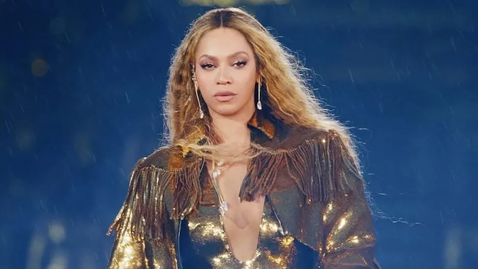 Viral, Momen Celana Beyonce Melorot Saat Konser di London