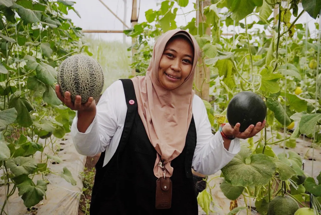 Astrid Ika Paramitha Temukan Melon Hitam Pertama di Dunia