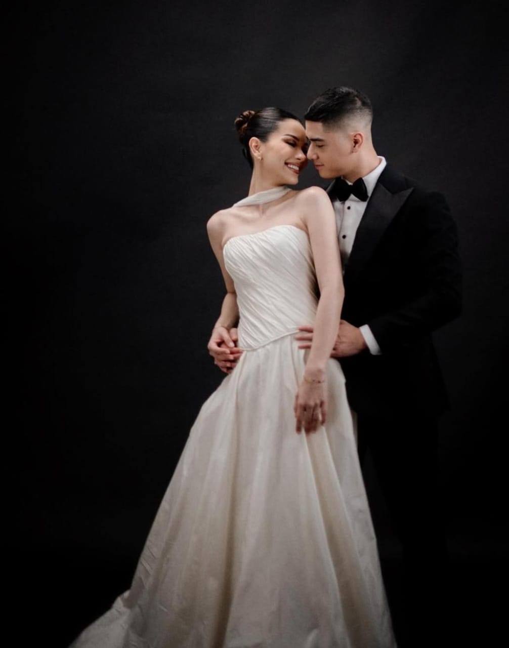Al Ghazali dan Alyssa Daguise berpose mesra. Foto: Dok. Instagram @alyssadaguise