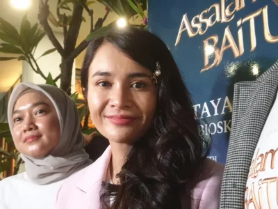 Michelle Ziudith membintangi film terbarunya 'Assalamualaikum Baitullah'. (Foto: Agnes/Nyata)