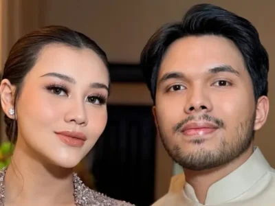 Aaliyah Massaid dan Thariq Halilintar menghadiri pernikahan Al Ghazali. Foto: Dok. Instagram @ochiipramita