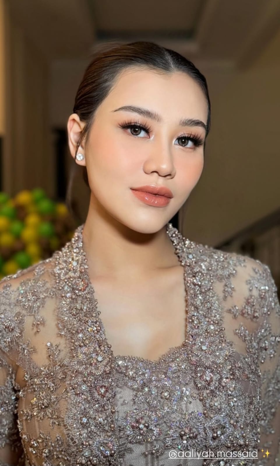 Potret cantik Aaliyah menghadiri pernikahan Al Ghazali. Foto: Dok. Instagram @ochiipramita