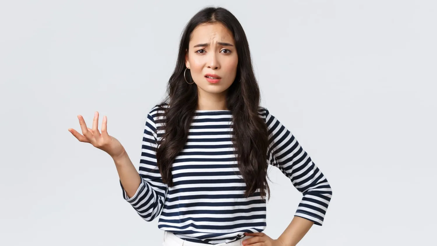 5 Zodiak yang Gampang Ilfeel Gegara Hal Sepele