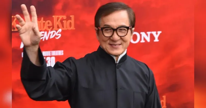 Jackie Chan Merasa Beruntung Tidak Tumbuh di Era AI