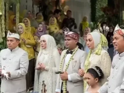 Pernikahan anak Dedi Mulyadi. Foto : Instagram/putri.karlina14