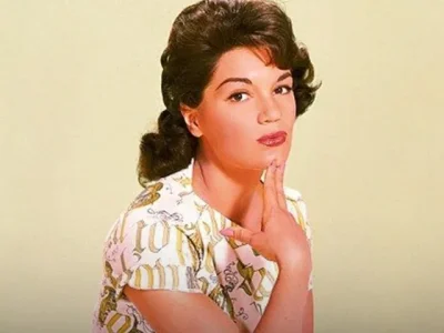 Lagu Connie Francis (Foto: Instagram/femalequotien)