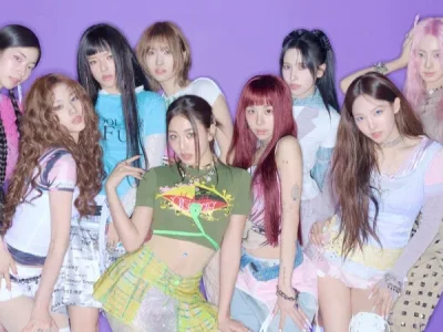 TWICE merayakan anniversary debut yang ke-10 pada tahun ini. Foto: Dok. X @JYPETWICE