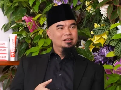 Ahmad Dhani di podcast Denny Sumargo. Foto: Dok. YouTube Denny Sumargo