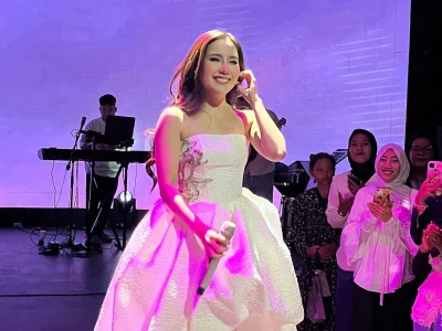 Agatha Chelsea di Nyaman Intimate Showcase. Foto: Dok. Yanuarika/Nyata