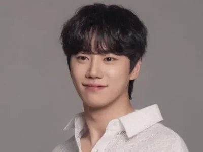 Lee Jun Young bakal debut film Jepang. Foto: Dok. Instagram @billions_ent_