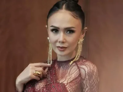 Potret Yuni Shara. Foto : Instagram/yunishara36