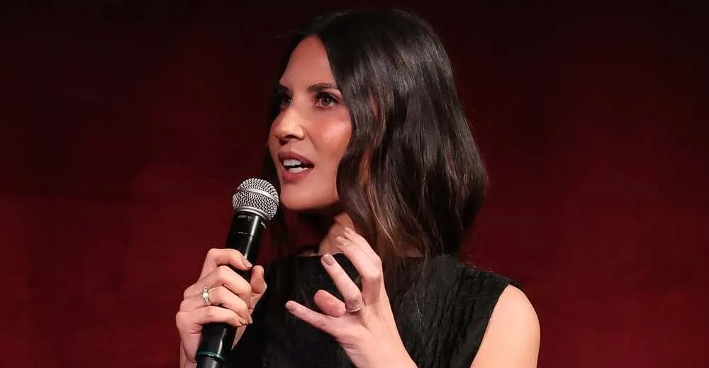 Olivia Munn Idap Gangguan Mental, Sering Cabuti Bulu Mata