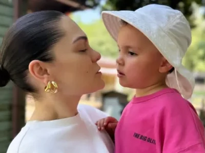 Jessie J curhat rindu atas perannya sebagai ibu di tengah pemulihan kanker. Foto : Instagram/jessiej