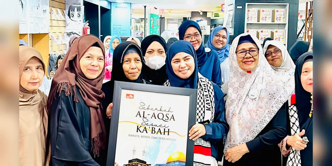 Ayu Aida Rilis Buku ke Dua, Suarakan Perjuangan Palestina