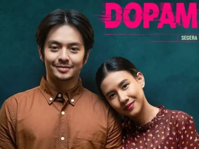 Angga Yunanda dan Shenina Cinnamon jadi pasutri di film 'Dopamin'. Foto: Dok. Instagram @filmdopamin