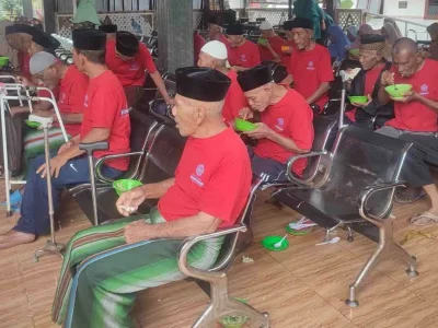 Penghuni di Griya Lansia Husnul Khatimah Malang. Foto : Dok Nyata