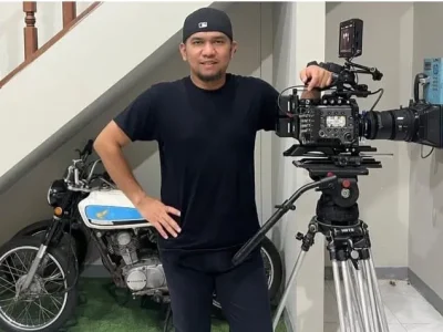 Fajar Bustomi menyutradarai film 'Comic 8: Revolution'. (Foto: Dok. Pri)
