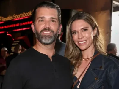 Donald Trump Jr. dan Bettina Anderson (Foto: Getty Images/Fanatics)