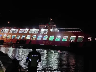 ILUSTRASI : Kapal Motor Penumpang (KMP) Tunu Pratama Jaya. Foto : Dok Polres Jembrana