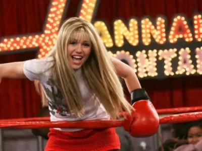 Miley Cyrus saat berperan di ‘Hannah Montana’ (Foto: Dok. Hola)