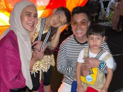Momen kelulusan anak Baim Wong dan Paula Verhoeven (Foto: Instagram/baimwong)