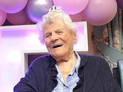 Ethel Caterham, wanita tertua di dunia. Foto: Dok. Facebook/Hallmark