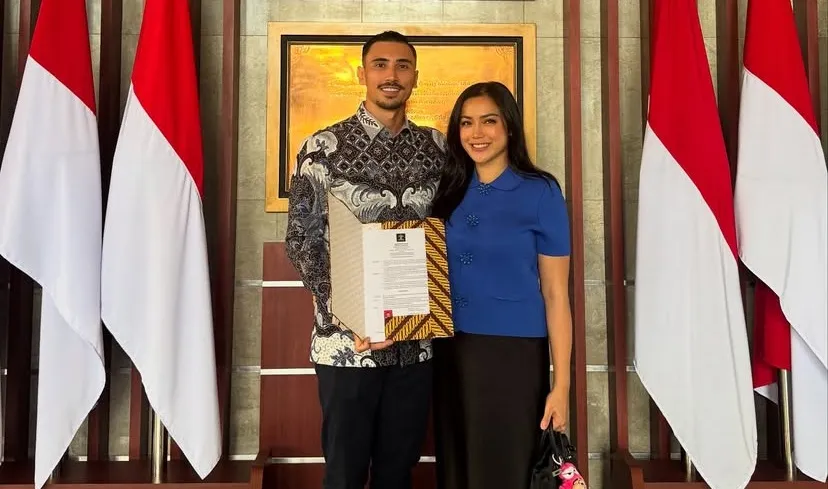 Lepaskan Kewarganegaraan Belanda, Suami Jessica Iskandar Resmi WNI