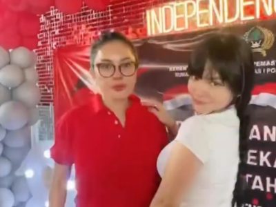 Nikita Mirzani dan Dinar Candy asyik joget. Foto : Instagram/dinas_candy