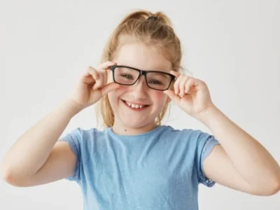 Ilustrasi ablasio retina anak mata minus. Foto: Dok. Freepik