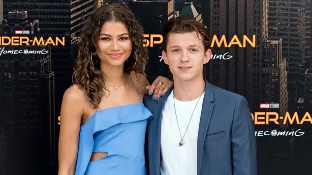 Pernikahan Zendaya dan Tom Holland Tertunda