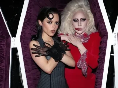 Lady Gaga (kanan) bersama pemeran utama 'Wednesday 2', Jenna Ortega (Foto: Instagram/ladygaga)