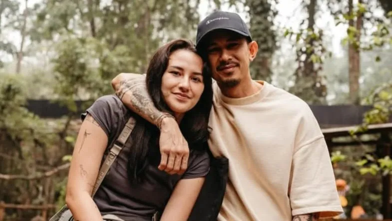 Kini Kristen, Dahlia Poland dan Fandy Christian Ternyata Menikah Secara Islam