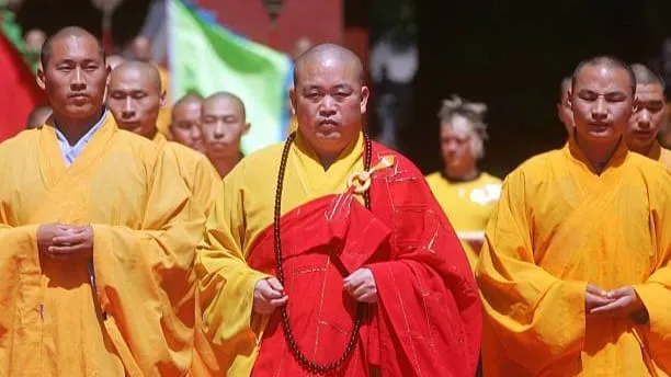 Lembaran Kelam dan Komersialisasi Kuil Shaolin