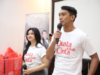 Daffa Wardhana dan Adinda Azani membintangi sinetron 'Dusta di Balik Cinta'. (Foto: Yanuar/Nyata)