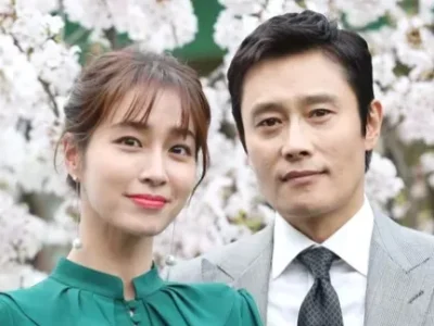 Lee Byung Hun dan Lee Min Jung. Foto: Dok. News1