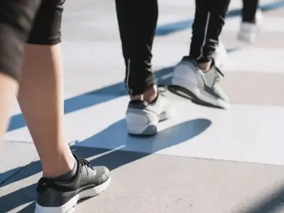 Ilustrasi Jalan Kaki. Foto: Freepik.com