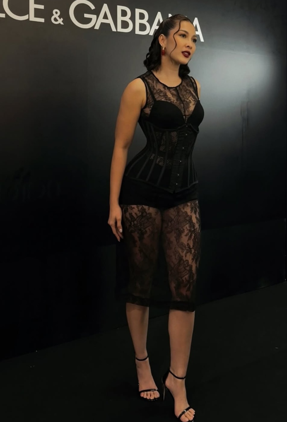 Andrea Dian di acara Dolce and Gabbana Jakarta. Foto: Dok. Instagram @andreadianbimo
