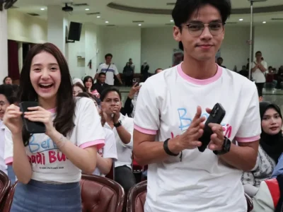 Penyanyi Adzando Davema dan Jameelah Saleem membintangi sinetron 'Benci Jadi Bucin'. (Foto: Yanuar/Nyata)