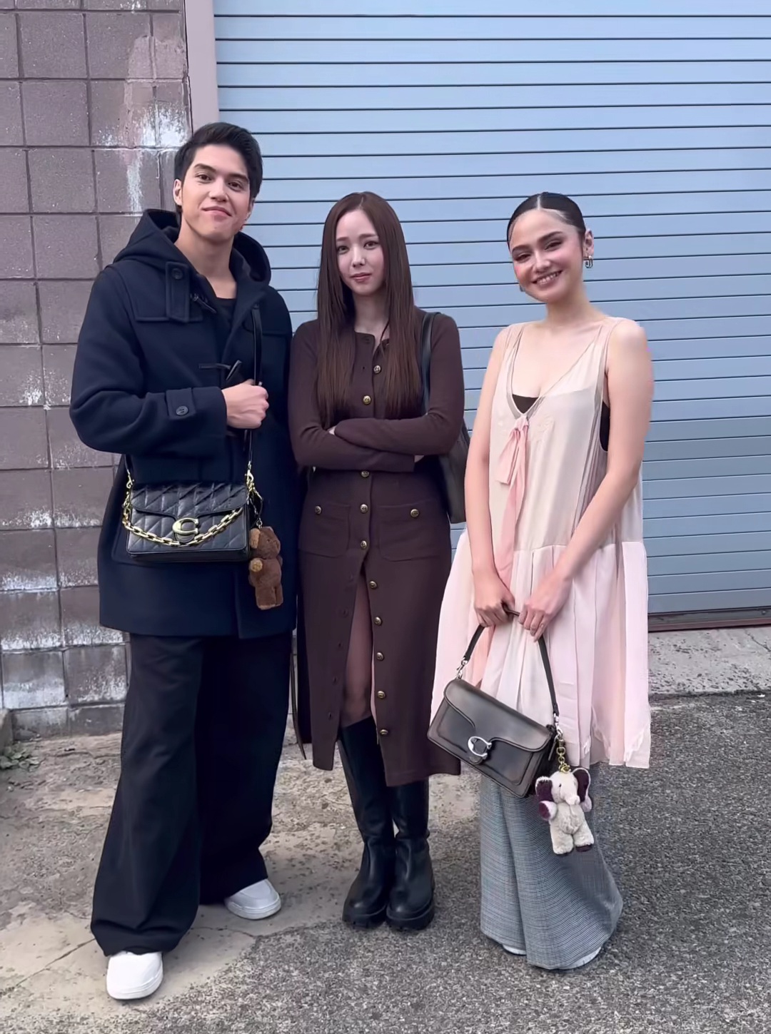 El dan Syifa bersama Chae Soo Bin. Foto: Dok. Instagram @kanmogroup.fashion